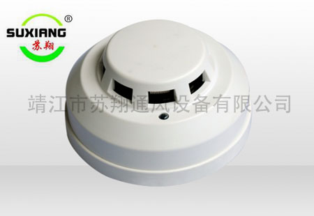 烟雾报警器
