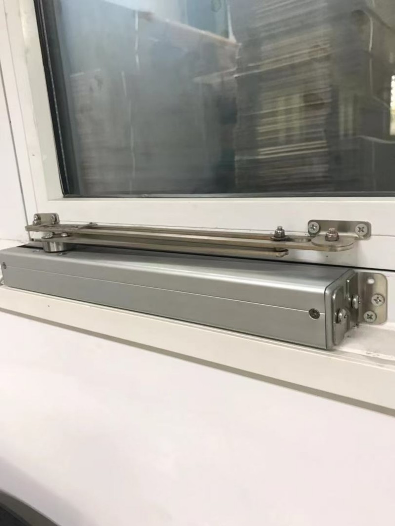 电动滑臂式开窗器